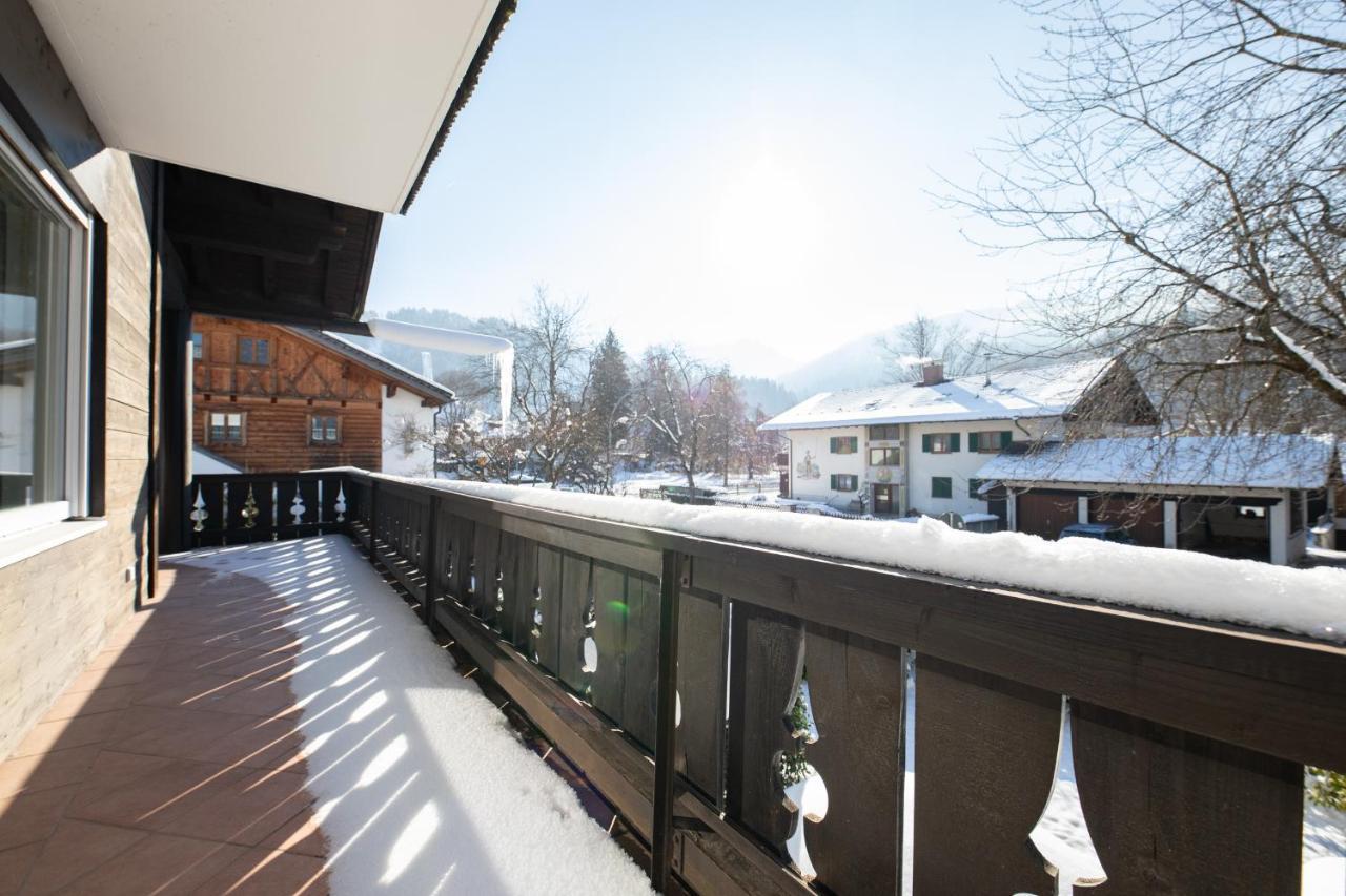 Cloud 9 Apartment Garmisch-Partenkirchen Bagian luar foto